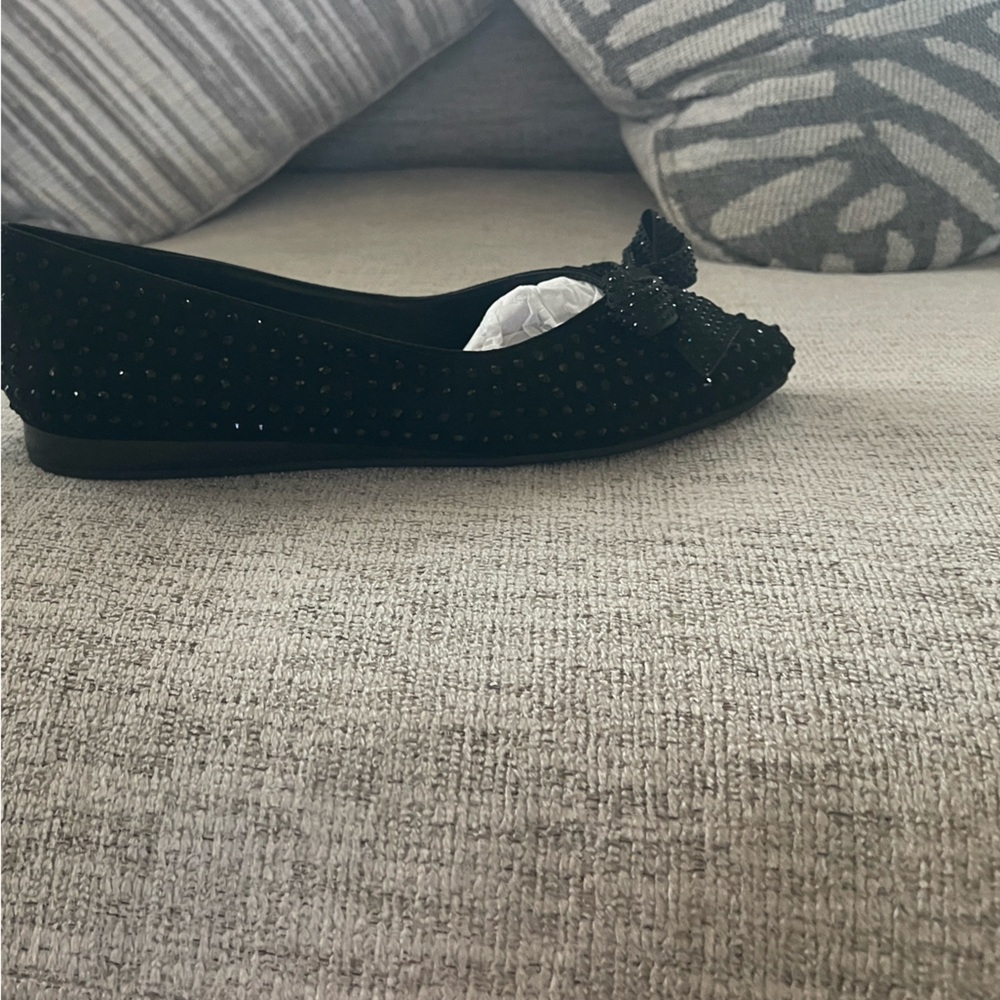 Kenneth Cole Reaction Black Studded Flats 8